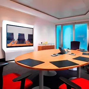 Отель Sheraton Frankfurt Airport & Conference Center Франкфурт-на-Майне