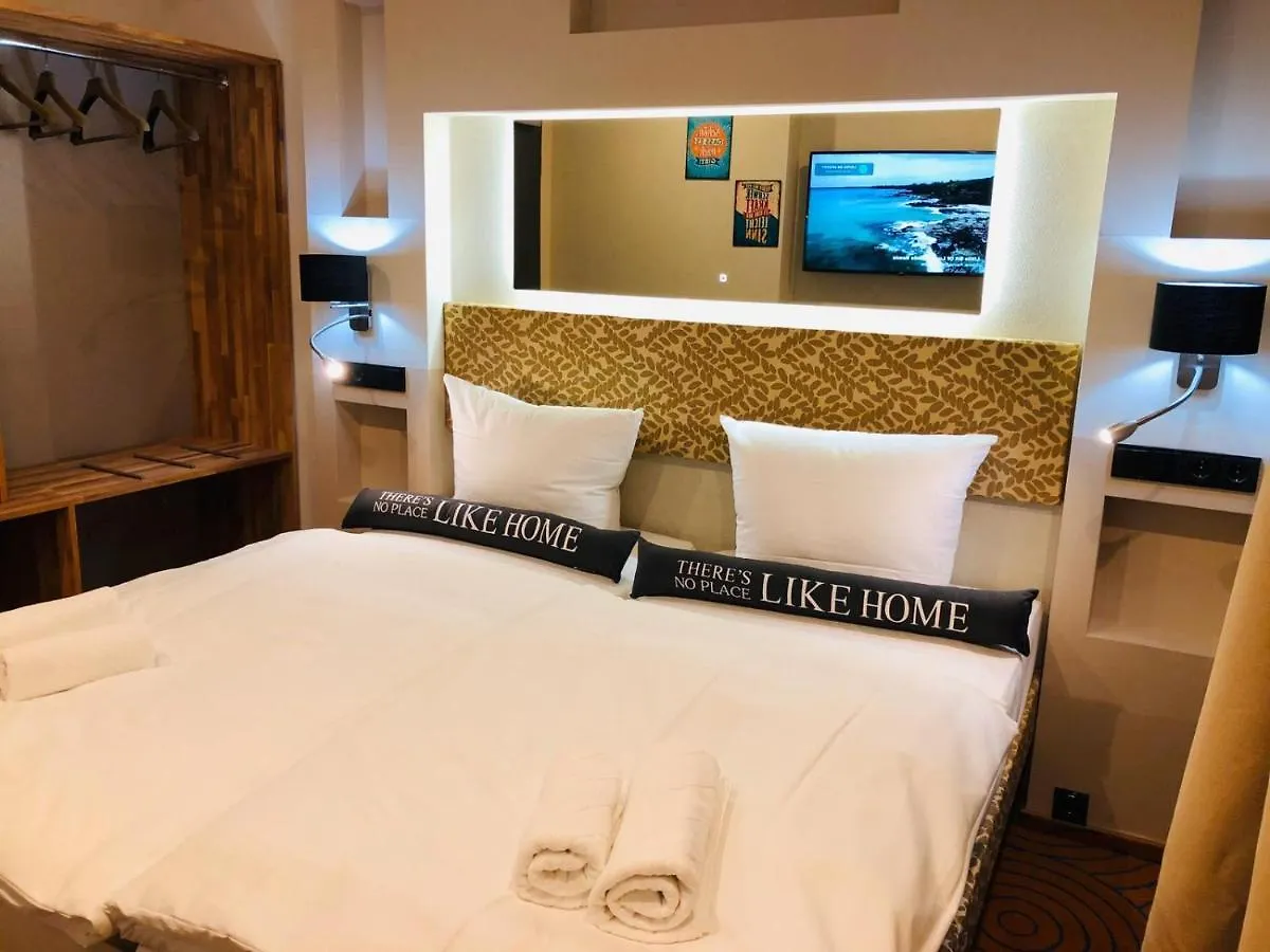Elbgalerie Hotel location