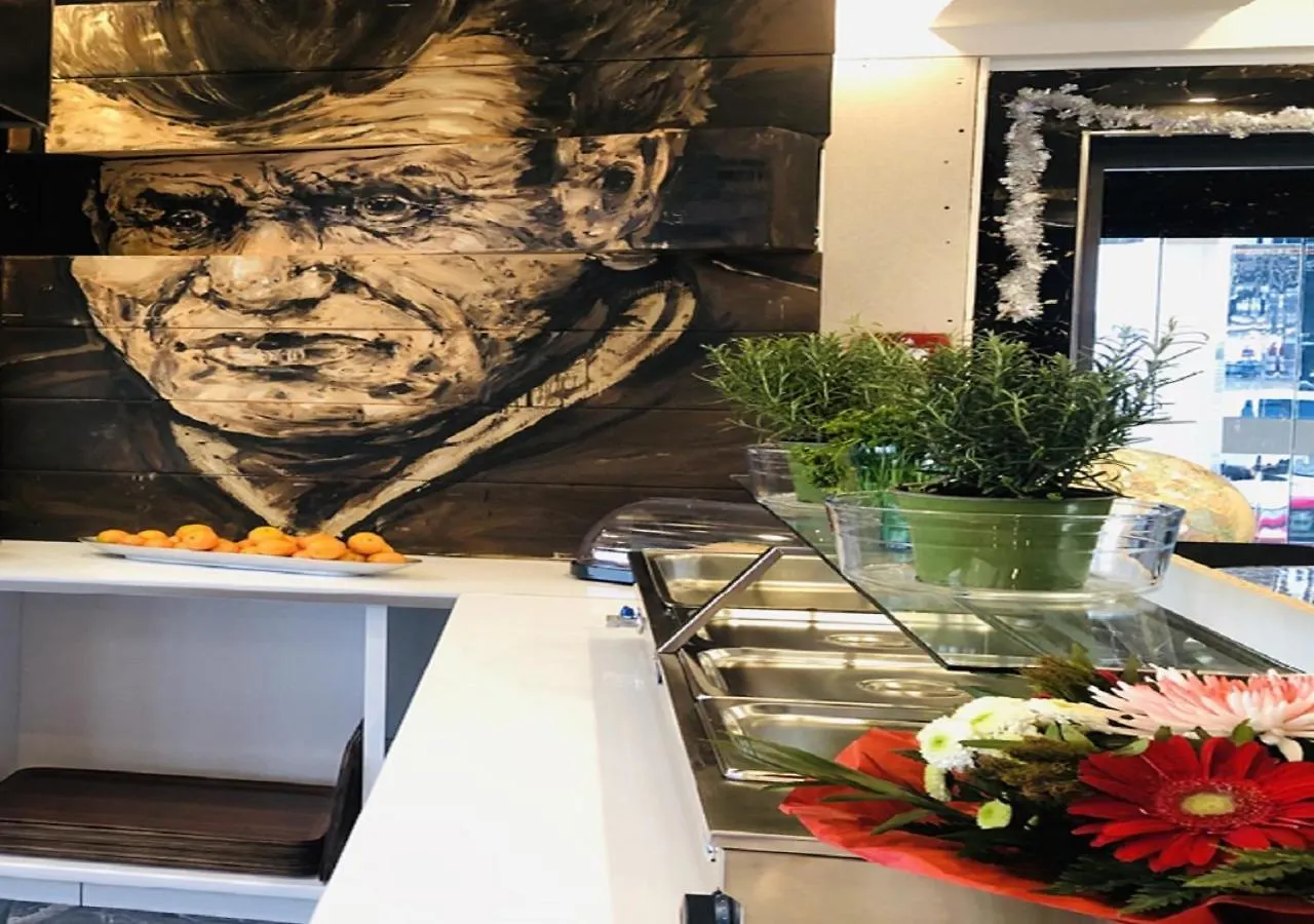 Elbgalerie Hotel