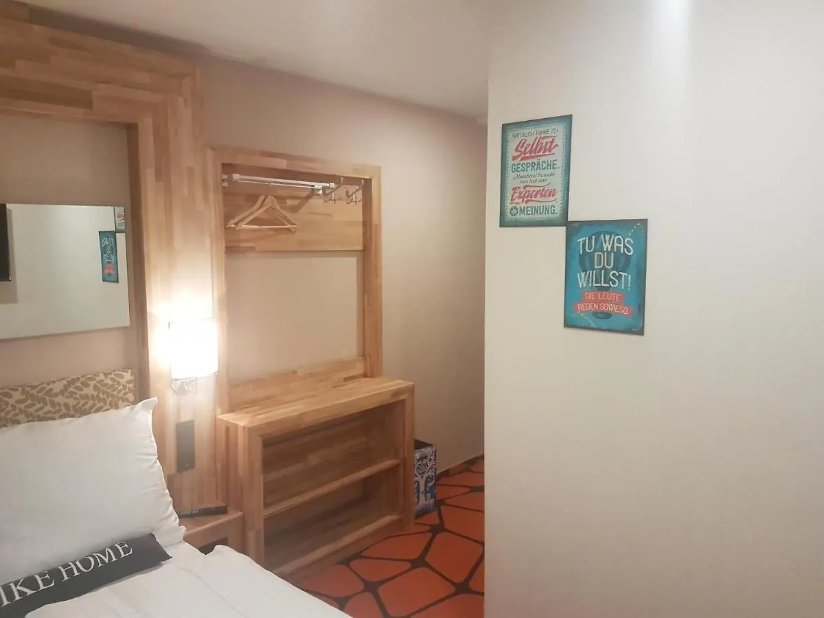 Elbgalerie Hotel